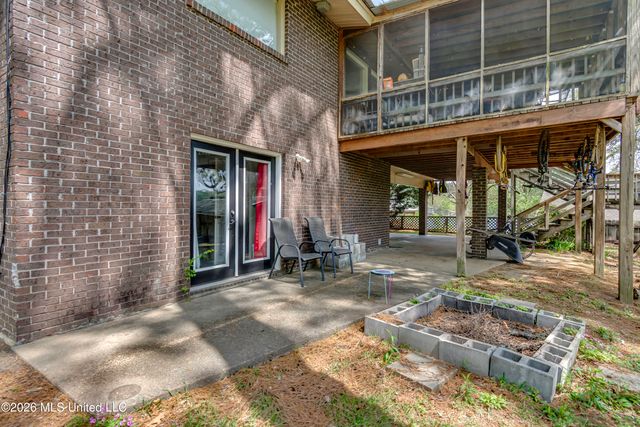 105 Point Clear, Florence, MS 39073