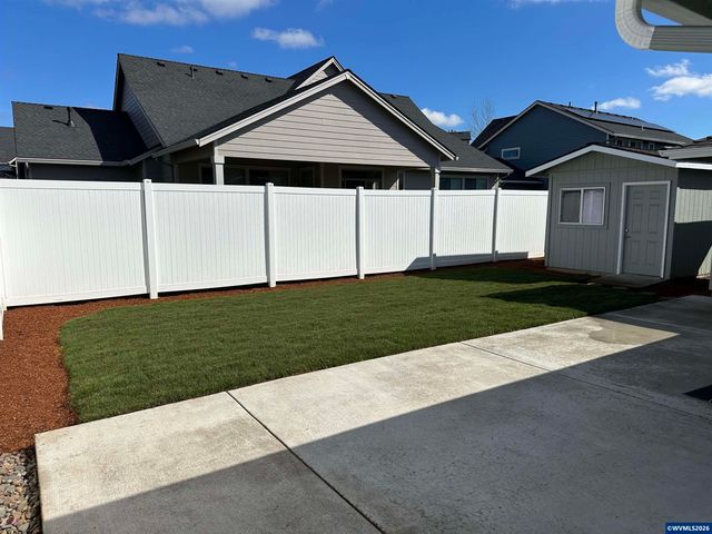 1879 Tecumseh St NE, Keizer, OR 97303