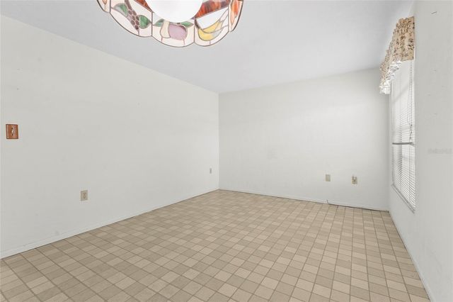 3206 VILLAGE GREEN DRIVE 1036, Sarasota, FL 34239