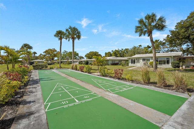 3206 VILLAGE GREEN DRIVE 1036, Sarasota, FL 34239
