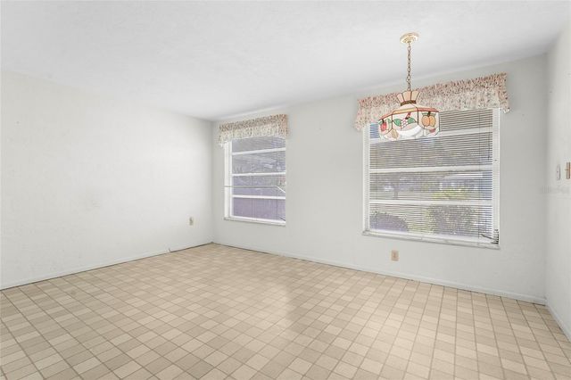 3206 VILLAGE GREEN DRIVE 1036, Sarasota, FL 34239