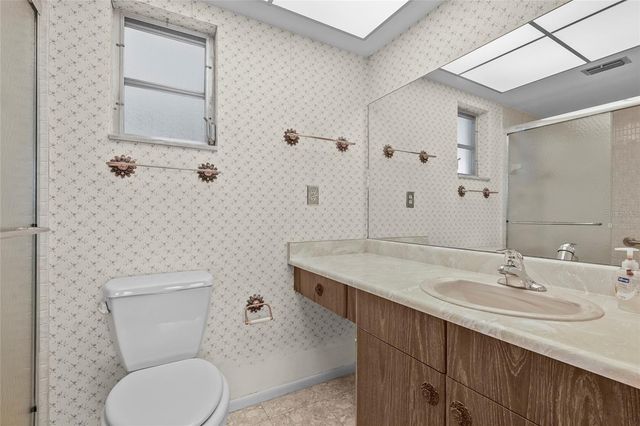 3206 VILLAGE GREEN DRIVE 1036, Sarasota, FL 34239