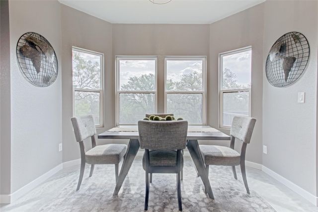 505 Chantilly LN, Spicewood, TX 78669