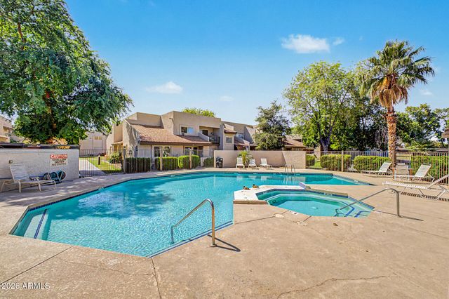 520 N STAPLEY Drive 293, Mesa, AZ 85203