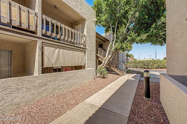 520 N STAPLEY Drive 293, Mesa, AZ 85203