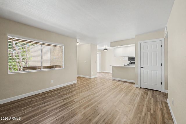 520 N STAPLEY Drive 293, Mesa, AZ 85203