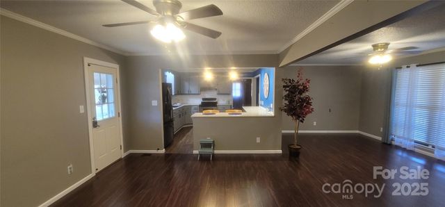 5527 Dallas High Shoals Hwy Highway, Dallas, NC 28034
