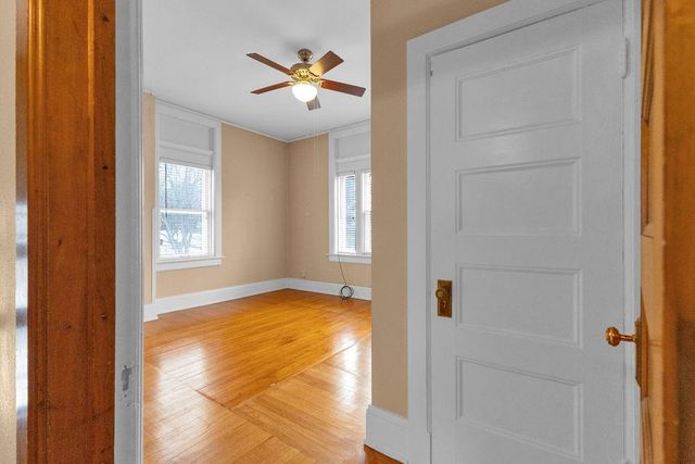 630 N 8th Street, St Joseph, MO 64501