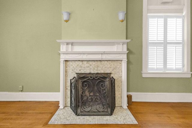 630 N 8th Street, St Joseph, MO 64501