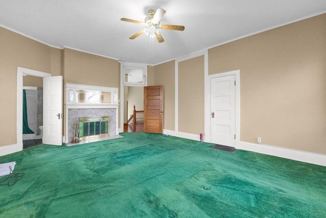 630 N 8th Street, St Joseph, MO 64501