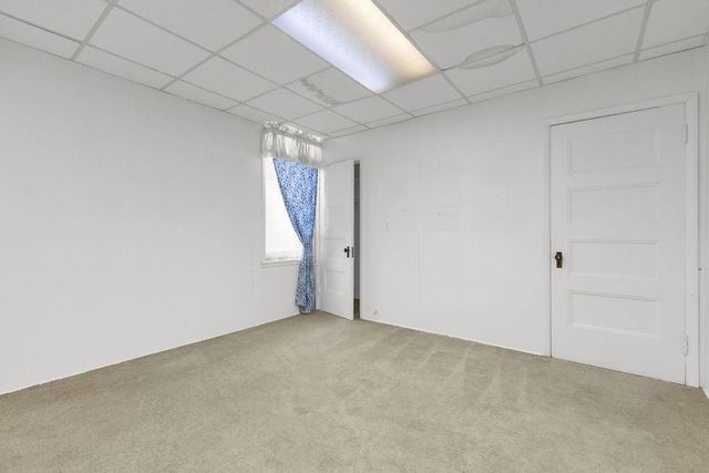 630 N 8th Street, St Joseph, MO 64501