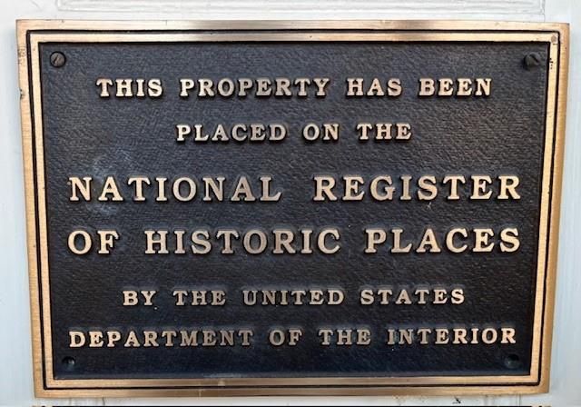 630 N 8th Street, St Joseph, MO 64501