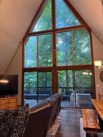 4121 Lisa Lane, Middletown, OH 45042