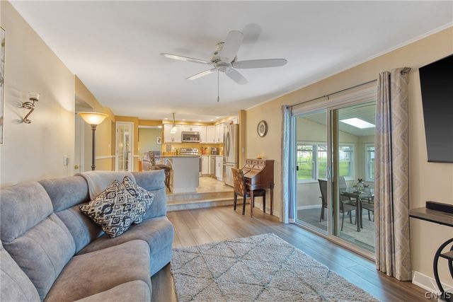 8023 Evesborough Drive, Clay, NY 13041