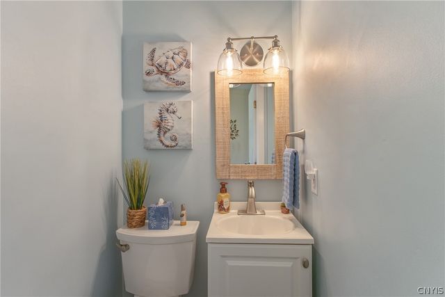 8023 Evesborough Drive, Clay, NY 13041