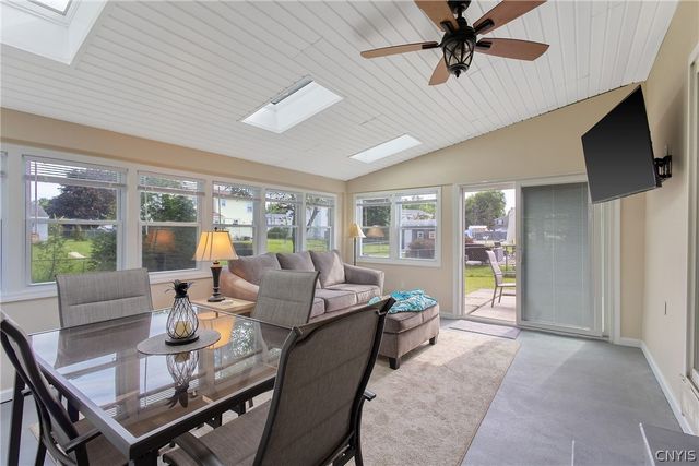 8023 Evesborough Drive, Clay, NY 13041
