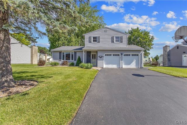 8023 Evesborough Drive, Clay, NY 13041