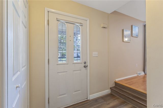 8023 Evesborough Drive, Clay, NY 13041