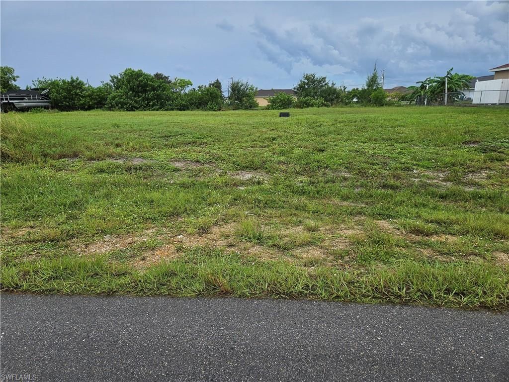 602 NE 12th ST, Cape Coral, FL 33909