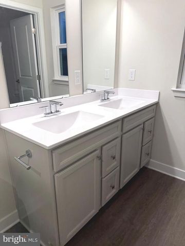 62 SPYGLASS HI DR, Williamstown, NJ 08094