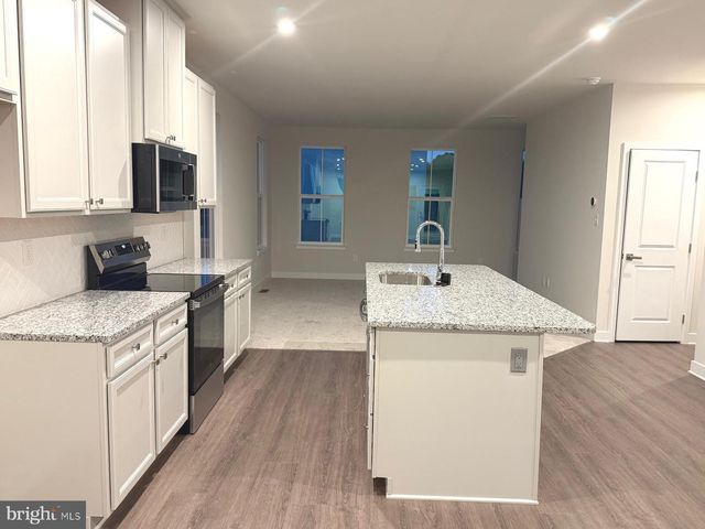 62 SPYGLASS HI DR, Williamstown, NJ 08094