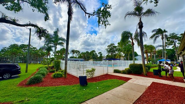 5885 Rambler Rose Way, West Palm Beach, FL 33415
