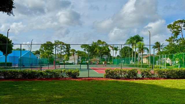 5885 Rambler Rose Way, West Palm Beach, FL 33415