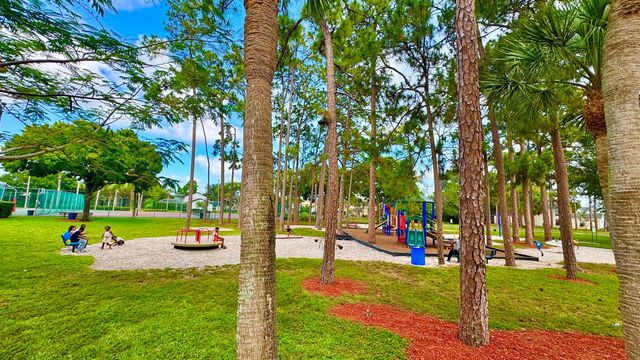 5885 Rambler Rose Way, West Palm Beach, FL 33415