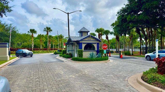 5885 Rambler Rose Way, West Palm Beach, FL 33415