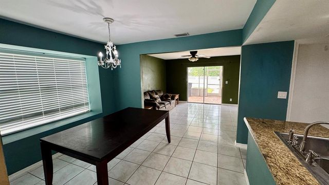 5885 Rambler Rose Way, West Palm Beach, FL 33415