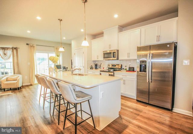 8718 STEVENSON LN, Spotsylvania, VA 22553