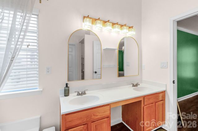 10803 Northgate Trail Drive, Charlotte, NC 28215