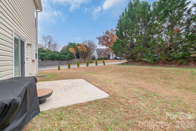 10803 Northgate Trail Drive, Charlotte, NC 28215