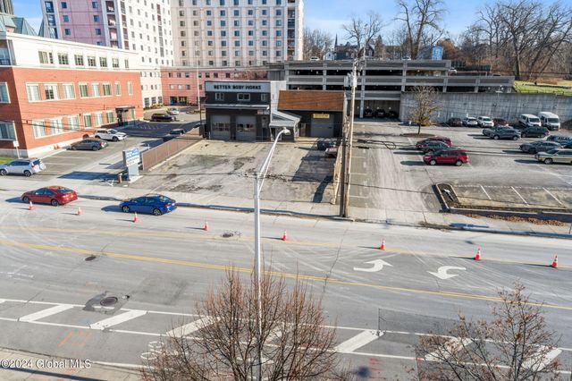 111 Nott Terrace, Schenectady, NY 12308