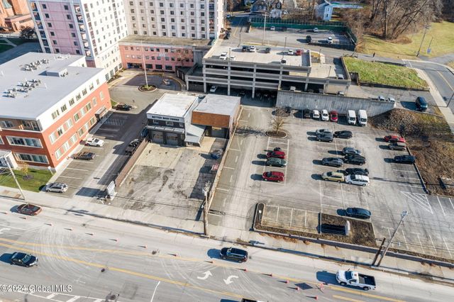 111 Nott Terrace, Schenectady, NY 12308