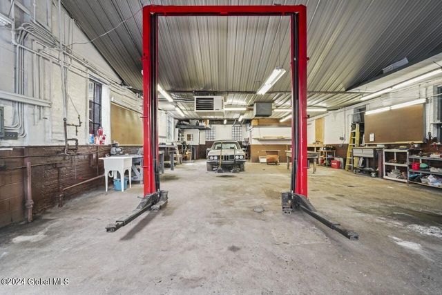 111 Nott Terrace, Schenectady, NY 12308