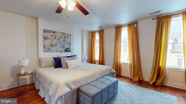 2431 CALVERT ST N, Baltimore, MD 21218
