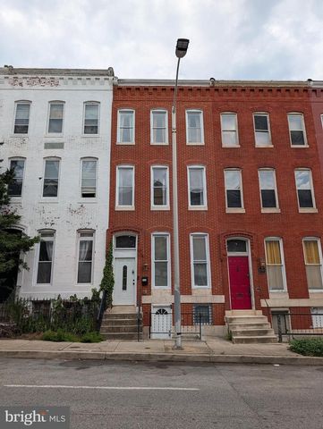 2431 CALVERT ST N, Baltimore, MD 21218