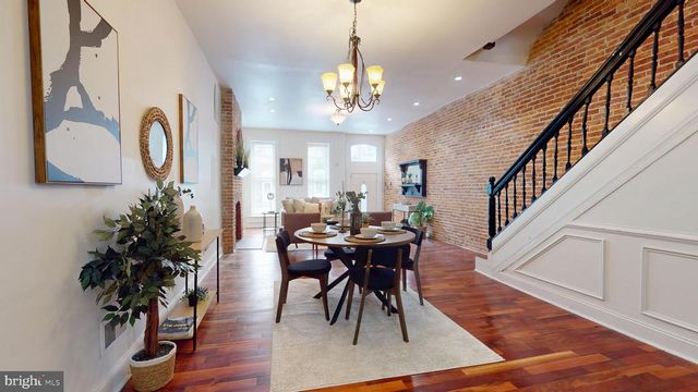 2431 CALVERT ST N, Baltimore, MD 21218
