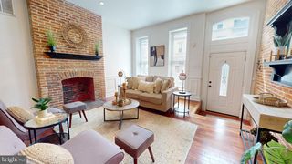 2431 CALVERT ST N, Baltimore, MD 21218