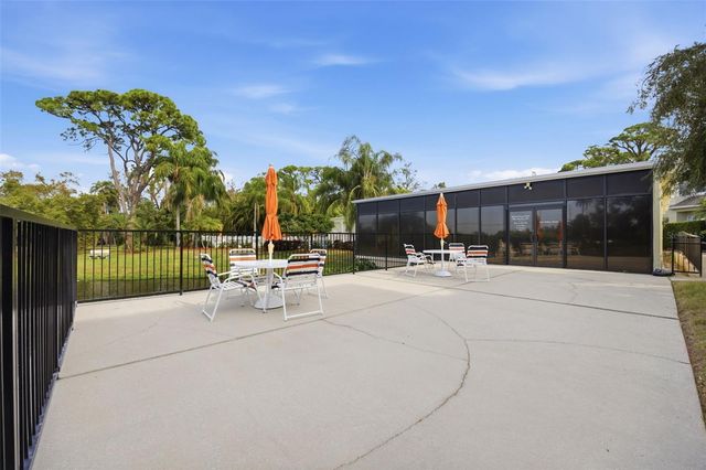 11125 KAPOK GRAND CIRCLE, Madeira Beach, FL 33708