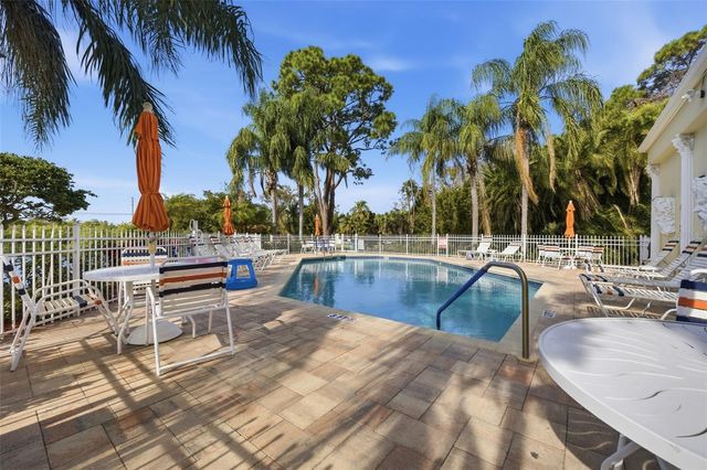 11125 KAPOK GRAND CIRCLE, Madeira Beach, FL 33708