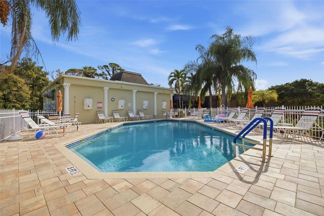 11125 KAPOK GRAND CIRCLE, Madeira Beach, FL 33708