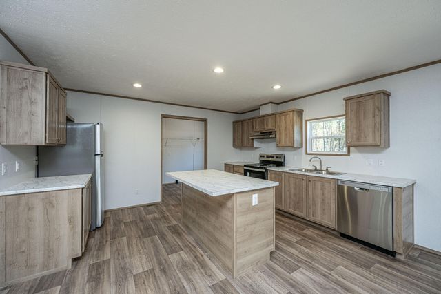 112 Pine Arbor Lane, Pinopolis, SC 29469