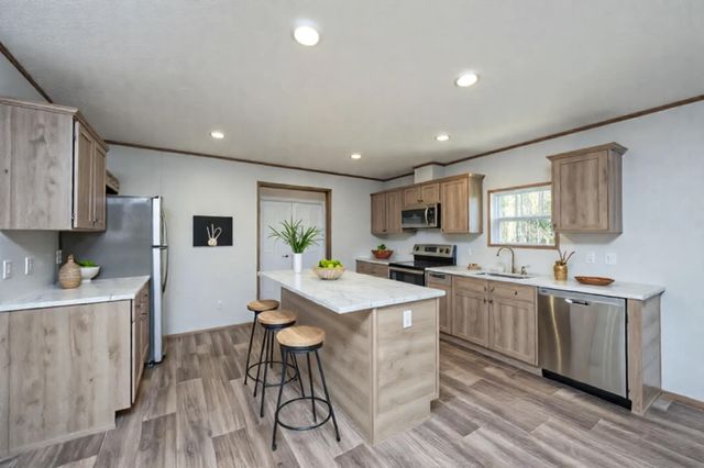 112 Pine Arbor Lane, Pinopolis, SC 29469