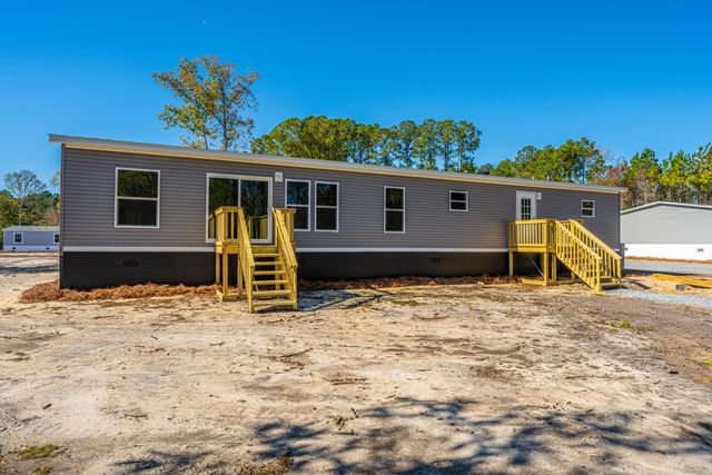 112 Pine Arbor Lane, Pinopolis, SC 29469