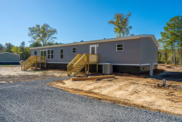 112 Pine Arbor Lane, Pinopolis, SC 29469