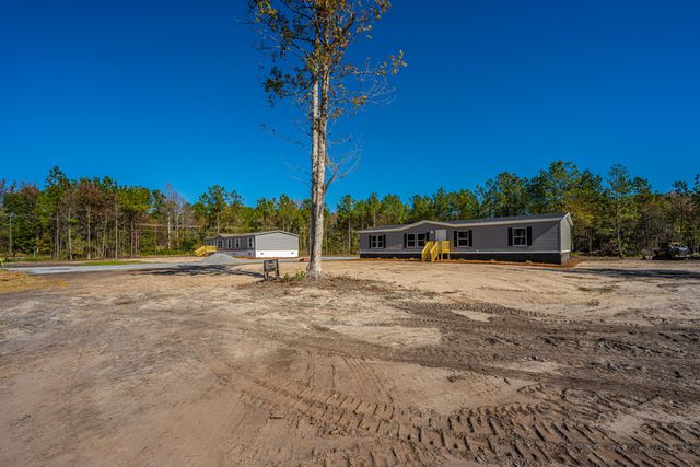 112 Pine Arbor Lane, Pinopolis, SC 29469