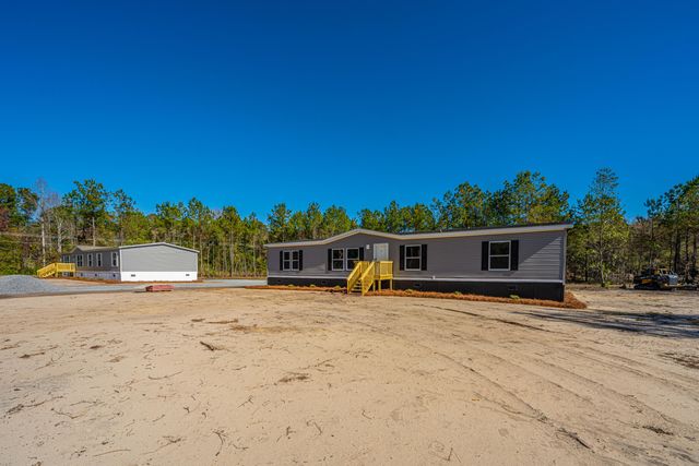 112 Pine Arbor Lane, Pinopolis, SC 29469