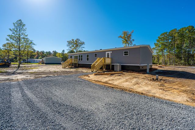 112 Pine Arbor Lane, Pinopolis, SC 29469